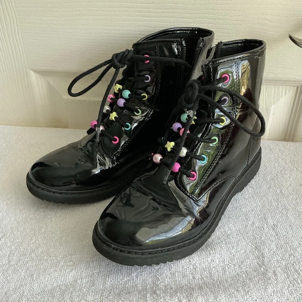 The Children's Place Black Rain Boots with Colorful Beads Sz 5